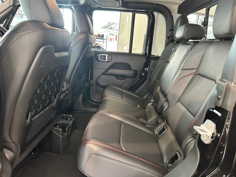 2023 Jeep Gladiator Rubicon Auto 4x4 MY23 Dual Cab Photo 19