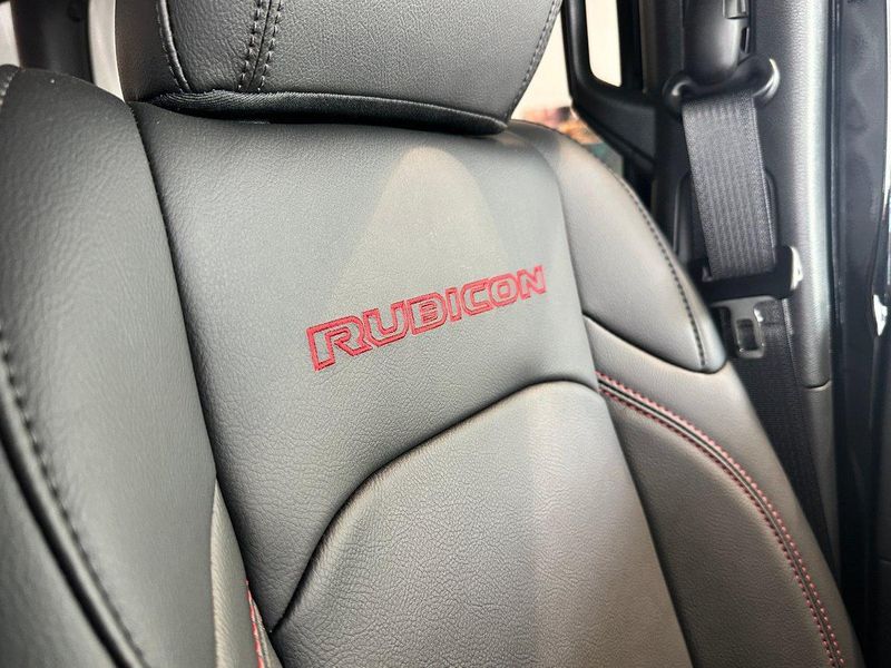 2023 Jeep Gladiator Rubicon Auto 4x4 MY23 Dual Cab Photo 16