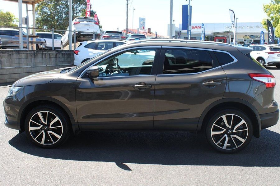 2015 Nissan QASHQAI Ti J11 Auto Photo 4